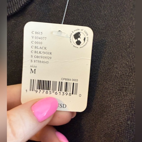 Free People Black Pullover Long Sleeve Crewneck Split Hem Sweater Medium NWT - Picture 3 of 12